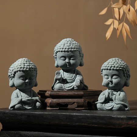 Green sandstone ornaments